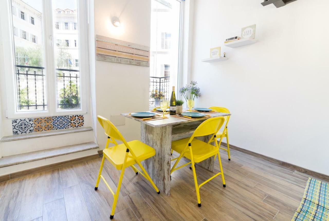 Mini-Loft Sanremo City Center Ac & Wifi Bagian luar foto